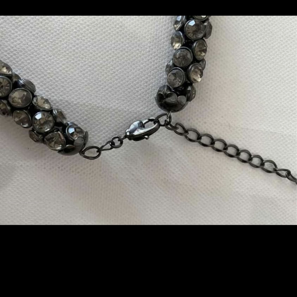 BCBGMaxAzria Black and Silver Twisted Crystal Necklace - Picture 4 of 6